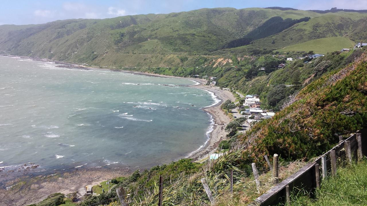 Kapiti Waves Bed & Breakfast Pukerua Bay Kültér fotó